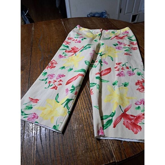 Size 12 Rafaella Tropical Floral Capris Cream Yellow Red Pink Green - Picture 1 of 8